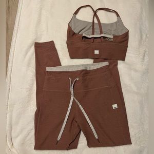 Vuori legging and bra set EUC